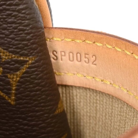 Louis Vuitton Monogram Reporter PM Shoulder Bag - Picture 10 of 10